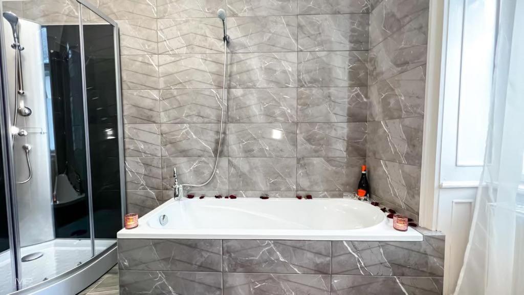 Flamingo Rezidencia Apartman Eger Luaran gambar