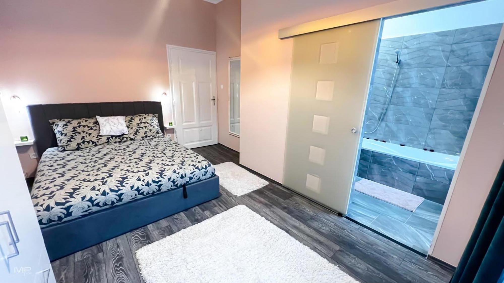 Flamingo Rezidencia Apartman Eger Luaran gambar