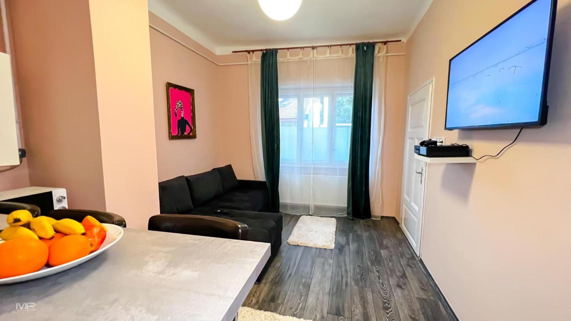 Flamingo Rezidencia Apartman Eger Luaran gambar